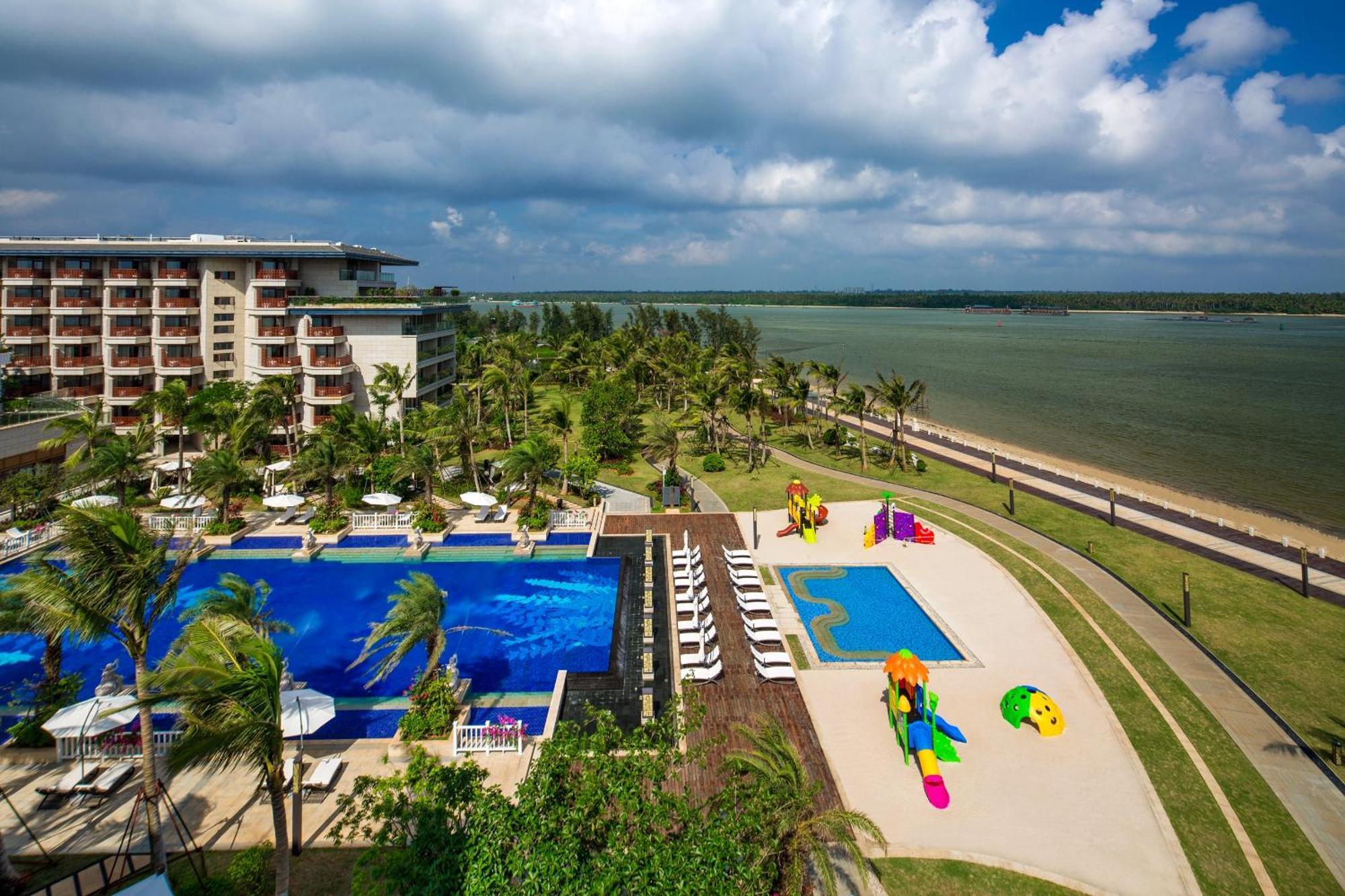 Wyndham Grand Plaza Royale Wenchang Exterior photo
