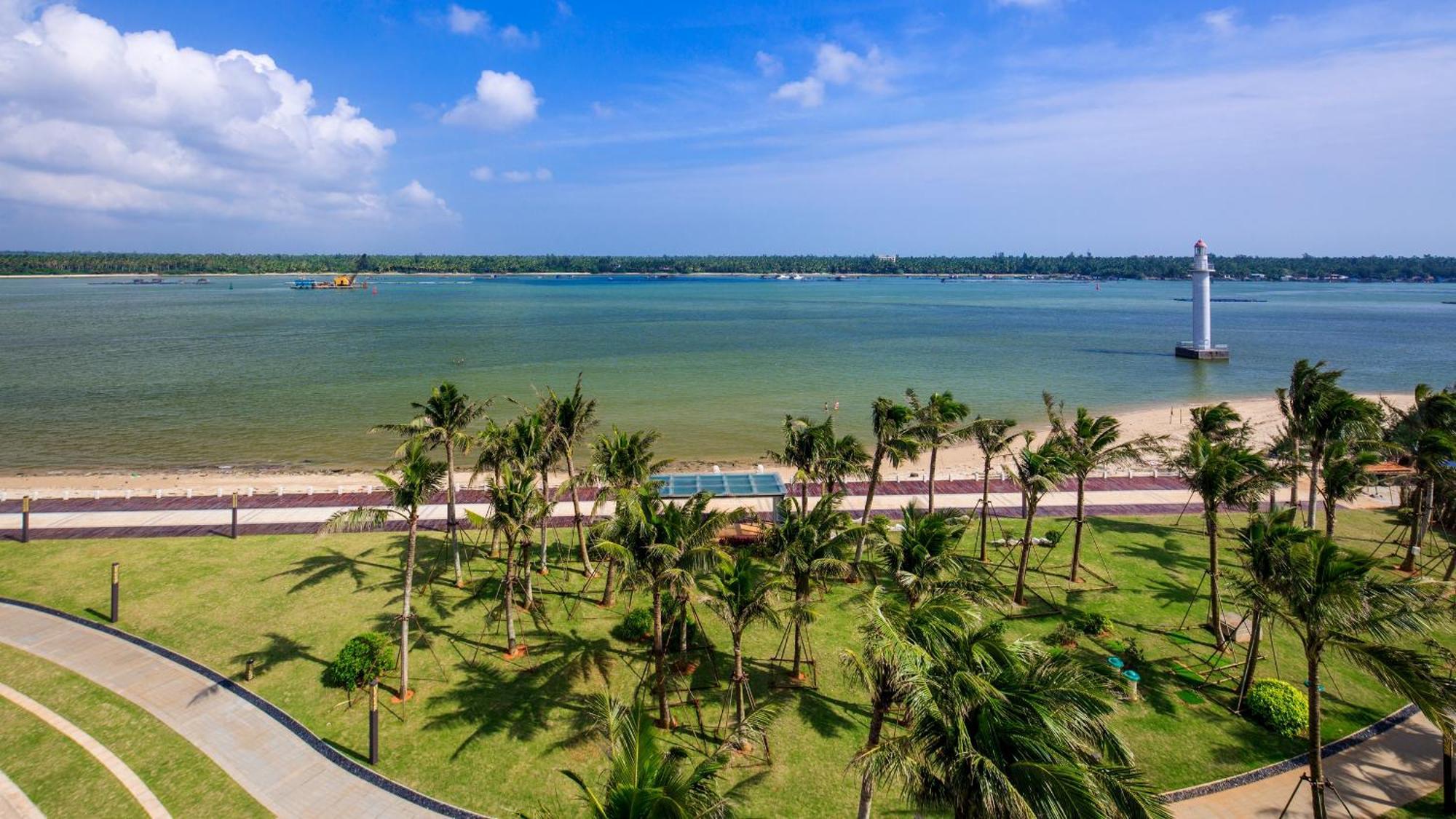 Wyndham Grand Plaza Royale Wenchang Exterior photo