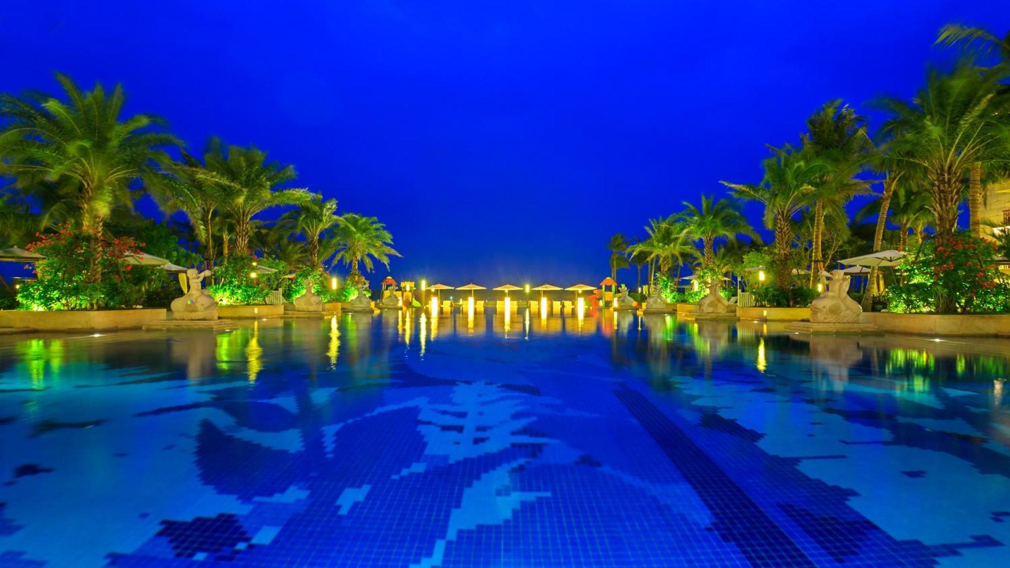 Wyndham Grand Plaza Royale Wenchang Exterior photo