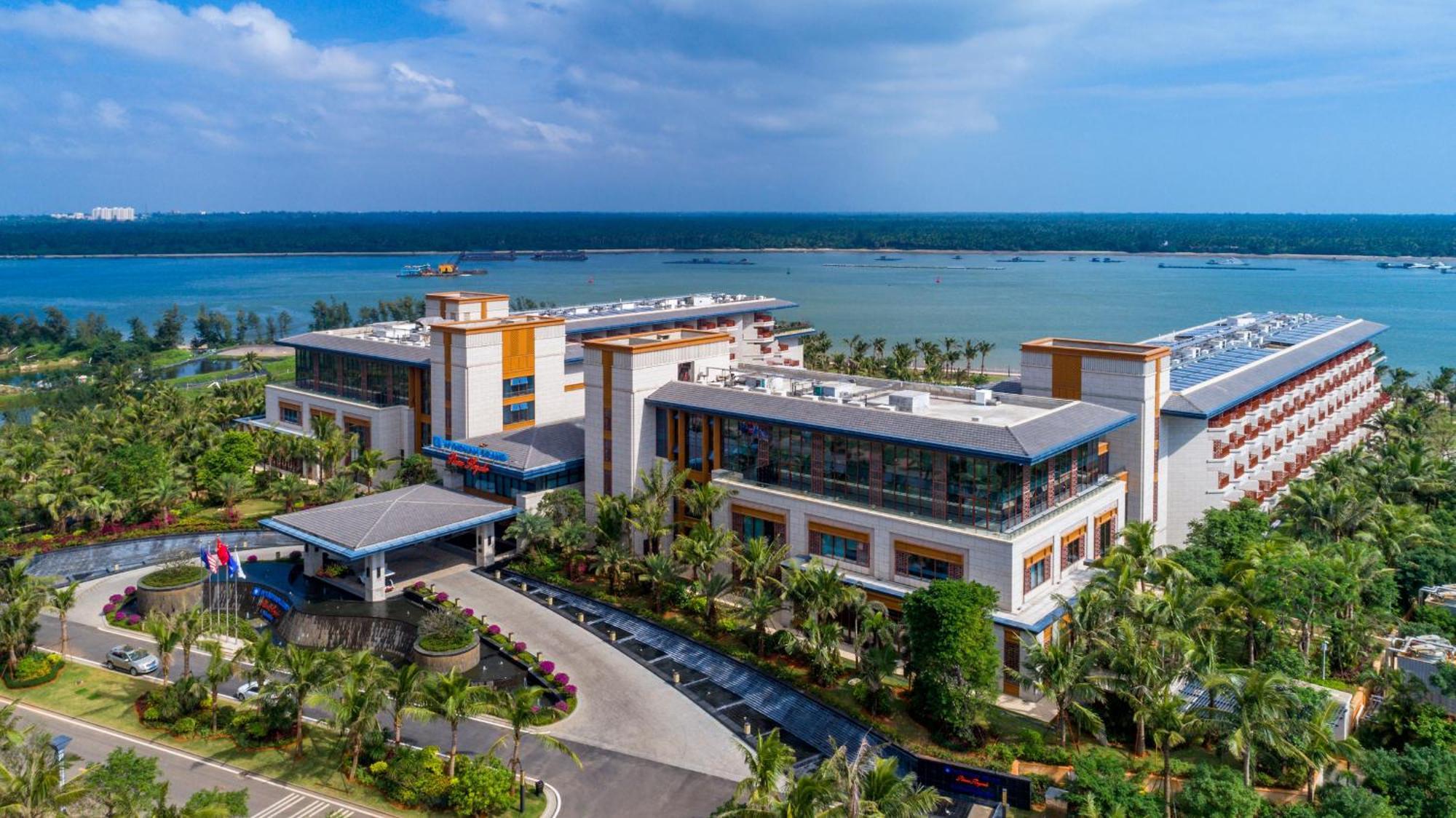 Wyndham Grand Plaza Royale Wenchang Exterior photo