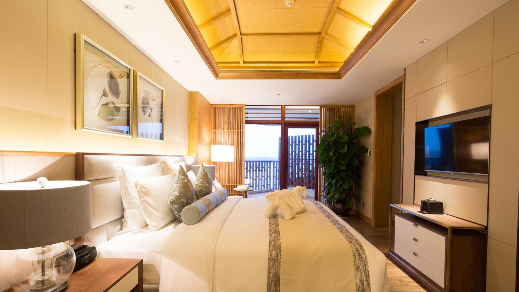 Wyndham Grand Plaza Royale Wenchang Exterior photo